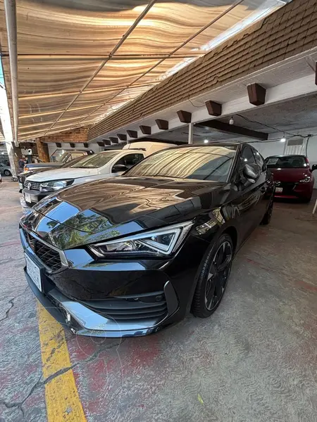 Foto CUPRA Leon 245 HP usado (2023) color Negro precio $523,500