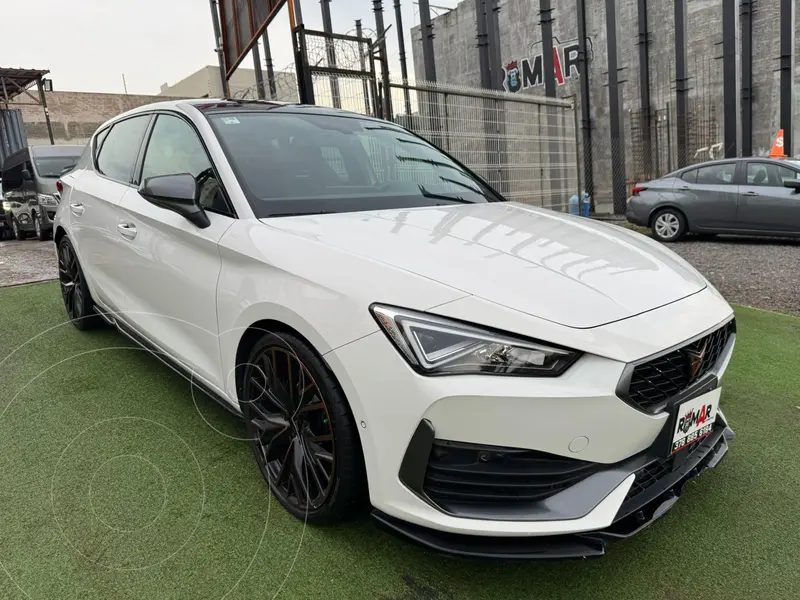 Foto CUPRA Leon 300 HP usado (2021) color Blanco precio $529,999
