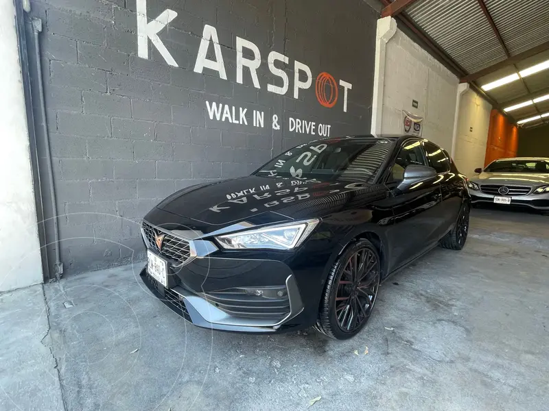 Foto CUPRA Leon 300 HP usado (2024) color Negro precio $639,900