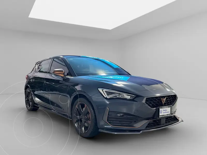 Foto CUPRA Leon 190 HP usado (2024) color Gris precio $539,000