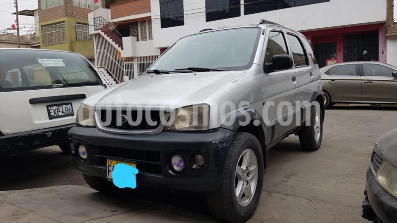 Daihatsu Terios Long 4x4 1.3 usado (2001) color Plata precio $5,000