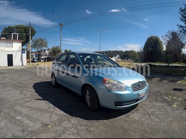 foto Dodge Attitude GL 1.4L usado (2010) color Azul Celeste precio $74,000