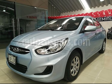 Foto venta Auto Seminuevo Dodge Attitude GL 1.4L (2013) color Azul precio $109,000