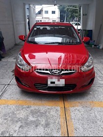foto Dodge Attitude GL 1.4L usado (2012) color Rojo Veloster precio $115,000