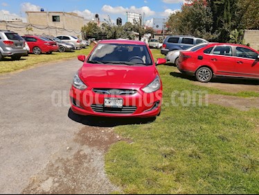 Foto venta Auto usado Dodge Attitude GL 1.4L (2012) color Rojo precio $78,500