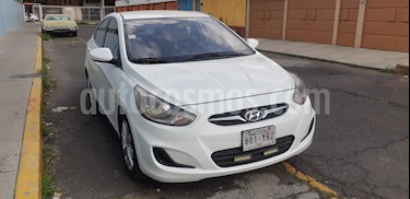 foto Dodge Attitude GL 1.6L Aut usado (2013) color Blanco precio $110,000