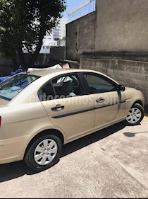 foto Dodge Attitude GL 1.6L Aut usado (2011) color Bronce precio $85,000