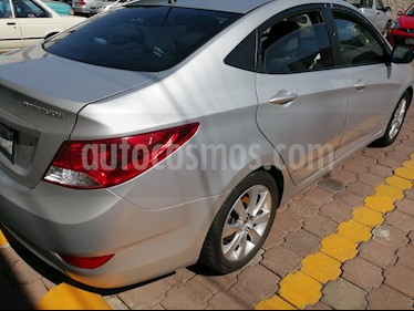 foto Dodge Attitude GLS 1.6L Aut usado (2013) color Plata precio $125,000