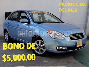 Foto venta Auto Seminuevo Dodge Attitude GLS 1.6L (2010) color Azul Celeste precio $95,000