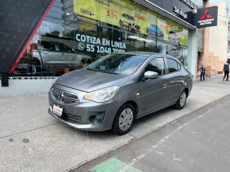 Foto Dodge Attitude SE Aut usado (2023) color Gris precio $199,000