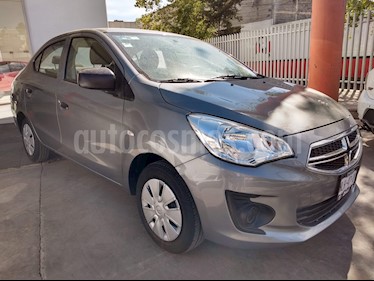 foto Dodge Attitude SE usado (2015) color Grafito precio $117,000