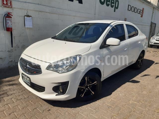 Foto Dodge Attitude SE usado (2017) color Blanco precio $150,000