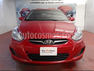 Dodge Attitude GL 1.4L usado (2014) color Rojo precio $116,000