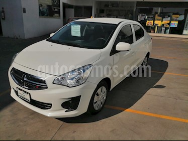 Foto Dodge Attitude SE usado (2018) color Blanco precio $170,000