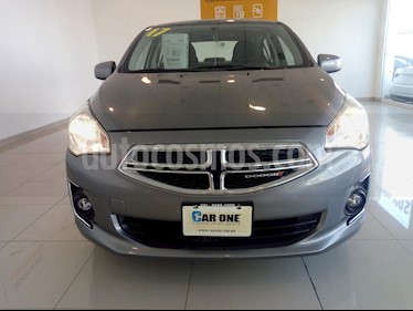 foto Dodge Attitude SXT usado (2017) color Gris precio $160,000