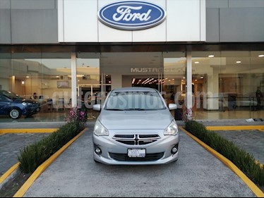 Dodge Attitude SXT AT usado (2015) color Plata precio $110,000