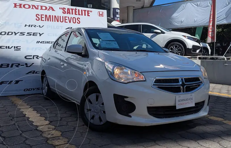 Foto Dodge Attitude SE Aut usado (2023) color Blanco financiado en mensualidades(enganche $62,999 mensualidades desde $3,575)