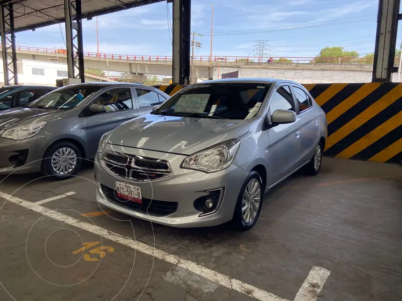 Foto Dodge Attitude SE usado (2016) color Gris financiado en mensualidades(enganche $45,000 mensualidades desde $4,500)
