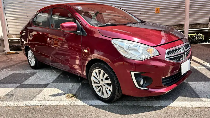 Foto Dodge Attitude SXT Aut usado (2018) color Rojo precio $150,000