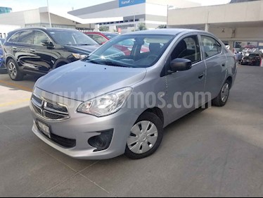 foto Dodge Attitude 4p SE L4/1.2 Man usado (2016) color Gris precio $130,000