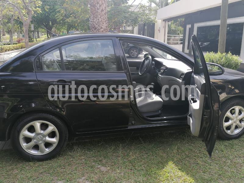 Dodge Attitude GLS 1.6L Aut Plus usado (2009) color Negro precio $67,000