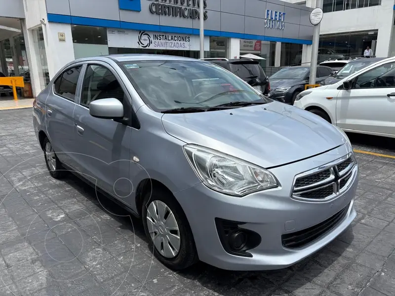 Foto Dodge Attitude SE Aut usado (2023) color Gris financiado en mensualidades(enganche $60,990 mensualidades desde $4,064)
