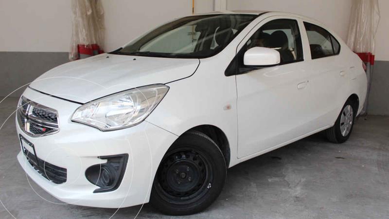 Foto Dodge Attitude SE usado (2017) color Blanco precio $150,000