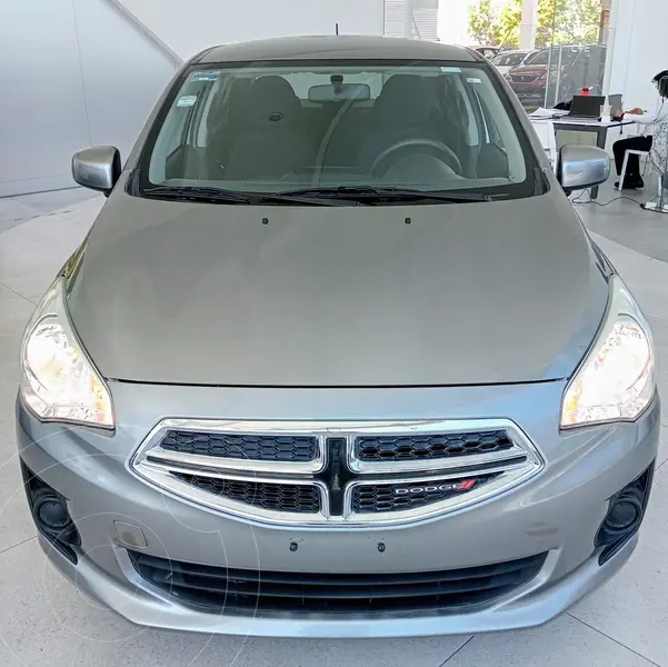 Foto Dodge Attitude SE Aut usado (2023) color Gris financiado en mensualidades(enganche $42,000 mensualidades desde $5,500)