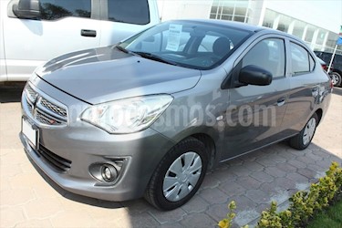 foto Dodge Attitude SE L4/1.2 MAN usado (2015) color Gris precio $125,000