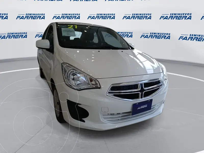 Foto Dodge Attitude SE usado (2021) color Blanco financiado en mensualidades(enganche $50,350 mensualidades desde $4,176)