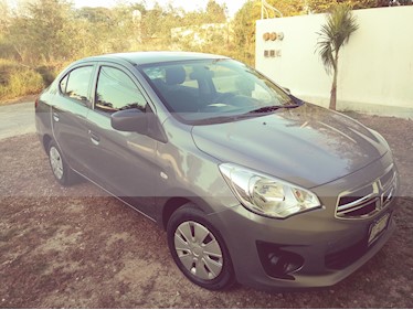 Foto Dodge Attitude SE Aut usado (2016) color Grafito precio $146,500