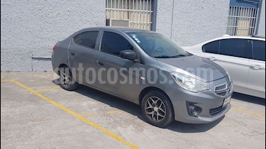 foto Dodge Attitude SE usado (2015) color Grafito precio $125,000