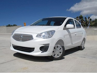 Foto venta Auto usado Dodge Attitude SE (2018) color Blanco precio $182,000