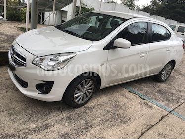 foto Dodge Attitude SXT Aut usado (2015) color Blanco precio $135,000