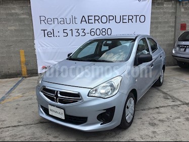 foto Dodge Attitude SXT usado (2016) color Plata precio $139,000