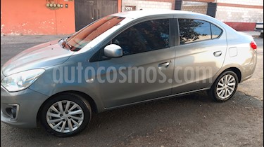 foto Dodge Attitude SXT usado (2015) color Grafito precio $111,000
