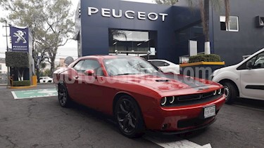 Foto venta Auto usado Dodge Challenger 3.6L Dual Stripes (2017) color Rojo precio $479,900