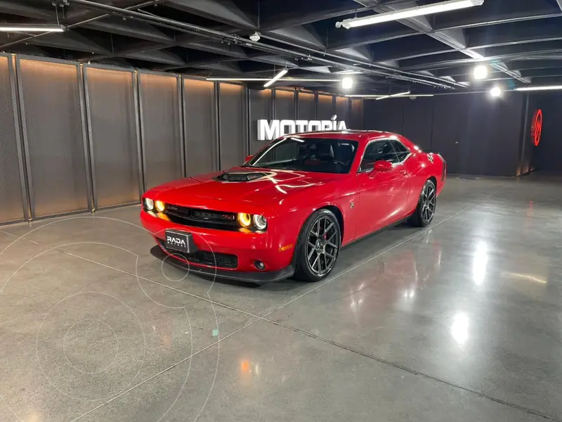 Foto Dodge Challenger Scat Pack usado (2018) color Rojo precio $689,900
