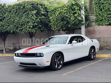 foto Dodge Challenger 3.6L Rallye Redline ATX usado (2014) color Blanco Marfil precio $355,000