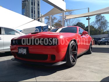 Foto venta Auto Seminuevo Dodge Challenger SRT Hellcat (2018) color Rojo Adrenalina precio $1,100,000
