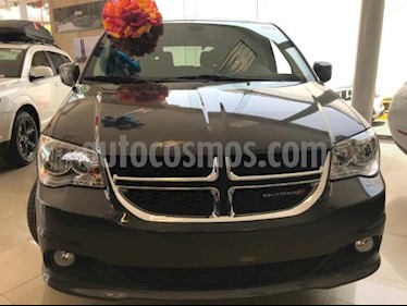 Foto venta Auto usado Dodge Grand Caravan 5p SXT Plus V6/3.6 Aut (2018) color Gris precio $592,900