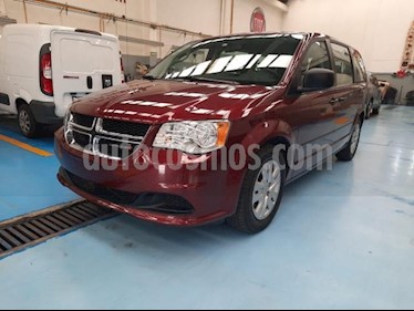 foto Dodge Grand Caravan 5P SE TA VE DEL. R-17 usado (2017) color Rojo precio $275,000