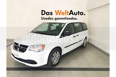 Dodge Grand Caravan 5p SE V6/3.6 Aut usado (2017) color Blanco precio $279,900