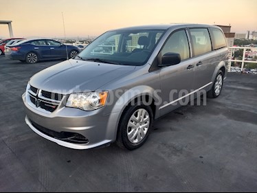 Foto Dodge Grand Caravan SE usado (2018) color Plata precio $268,000