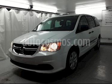 Foto Dodge Grand Caravan SE usado (2017) color Plata Martillado precio $78,947