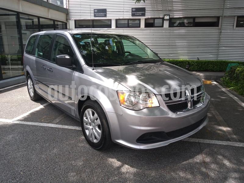 foto Dodge Grand Caravan SE usado (2017) color Plata precio $282,000