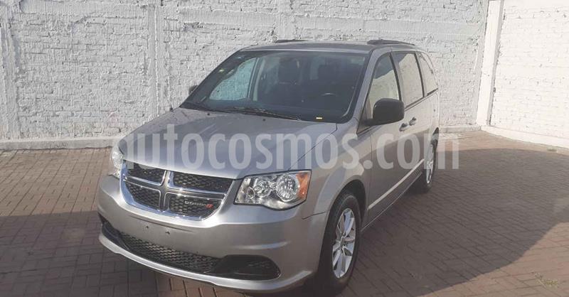 foto Dodge Grand Caravan 5p SXT V6/3.6 Aut usado (2018) color Gris precio $349,900