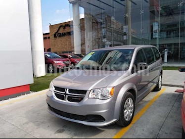 foto Dodge Grand Caravan SE usado (2017) color Plata precio $240,000