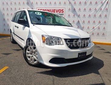 Foto venta Auto usado Dodge Grand Caravan SE (2017) color Blanco precio $330,000