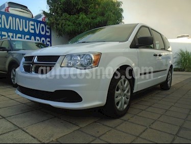 Foto venta Auto usado Dodge Grand Caravan SE (2017) color Blanco precio $335,000